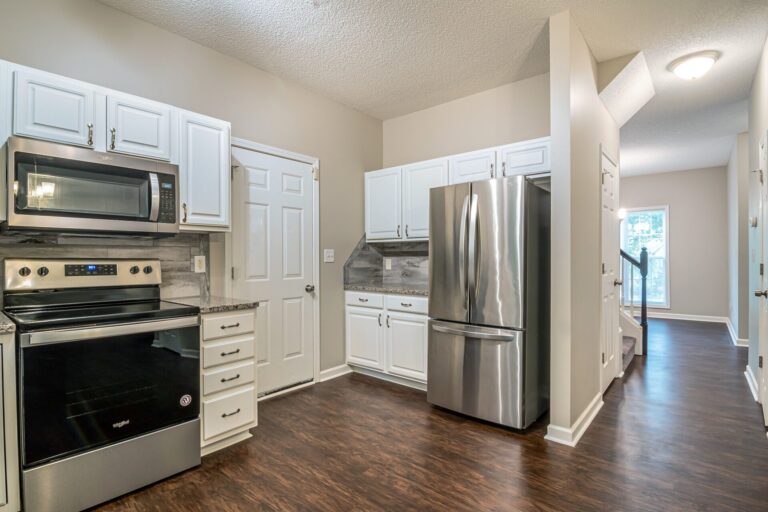 Waterproof Flooring in Honolulu, HI